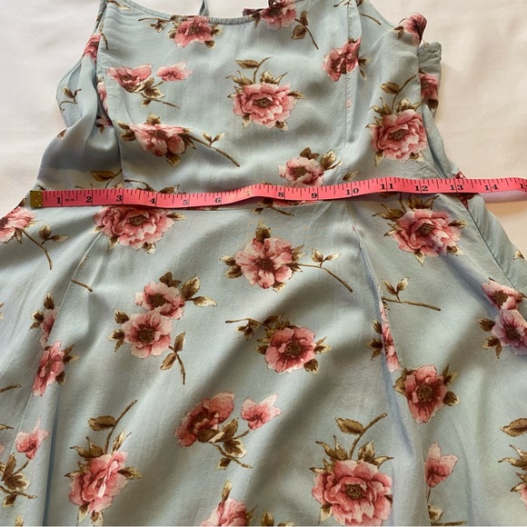 Women’s/Junior’s Forever 21 Floral Mini Dress, Size S. - Picture 6 of 7